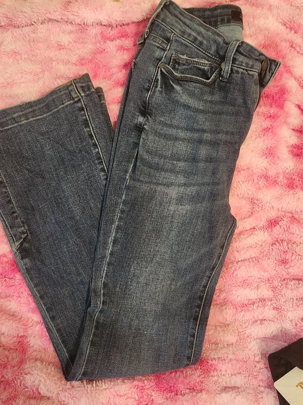 Judy BLUE Women's Dark Wash Blue Jeans - Comfortable Mid-Rise Stretch